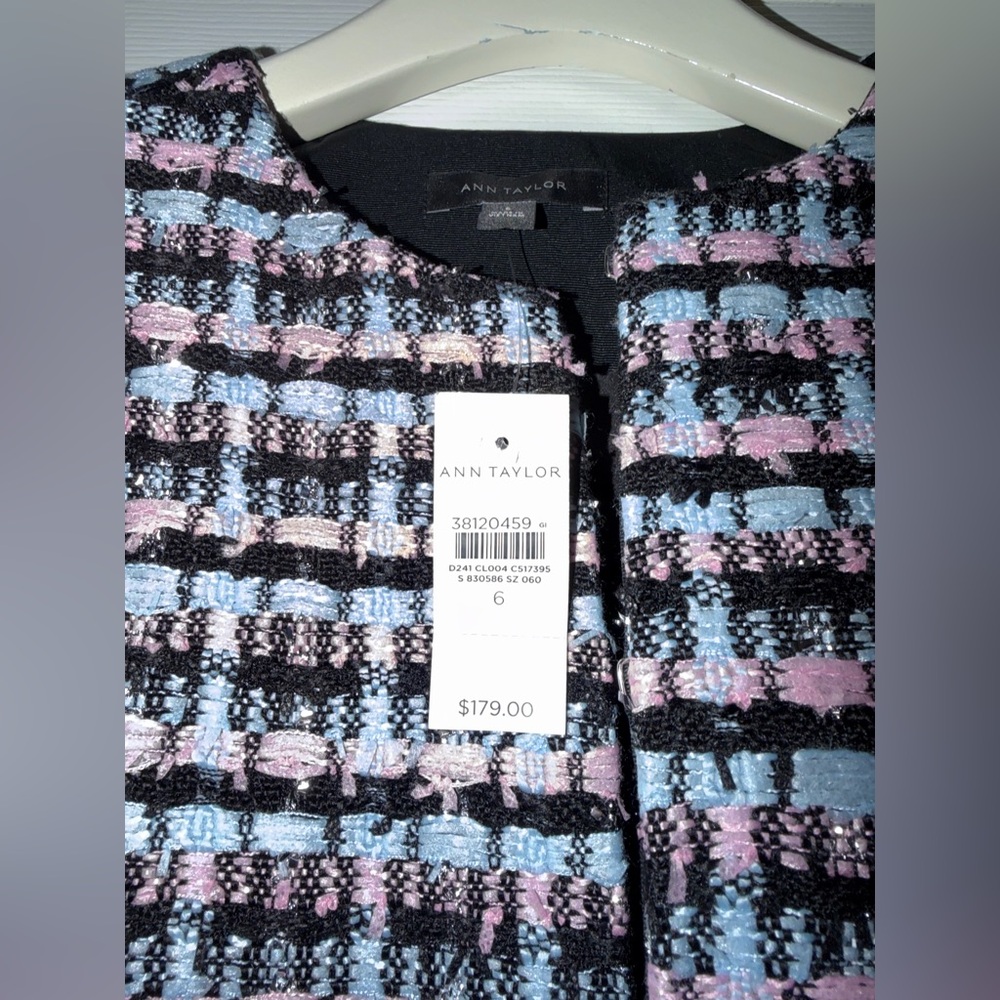 Ann Taylor Pink, Black & Light Blue Tweed Cropped Blazer - Picture 4 of 5